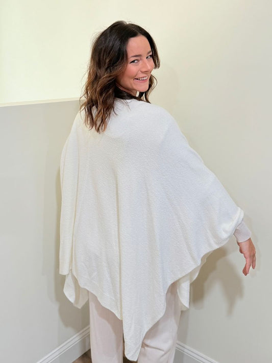 BAREFOOT DREAMS - Pearl Shawl