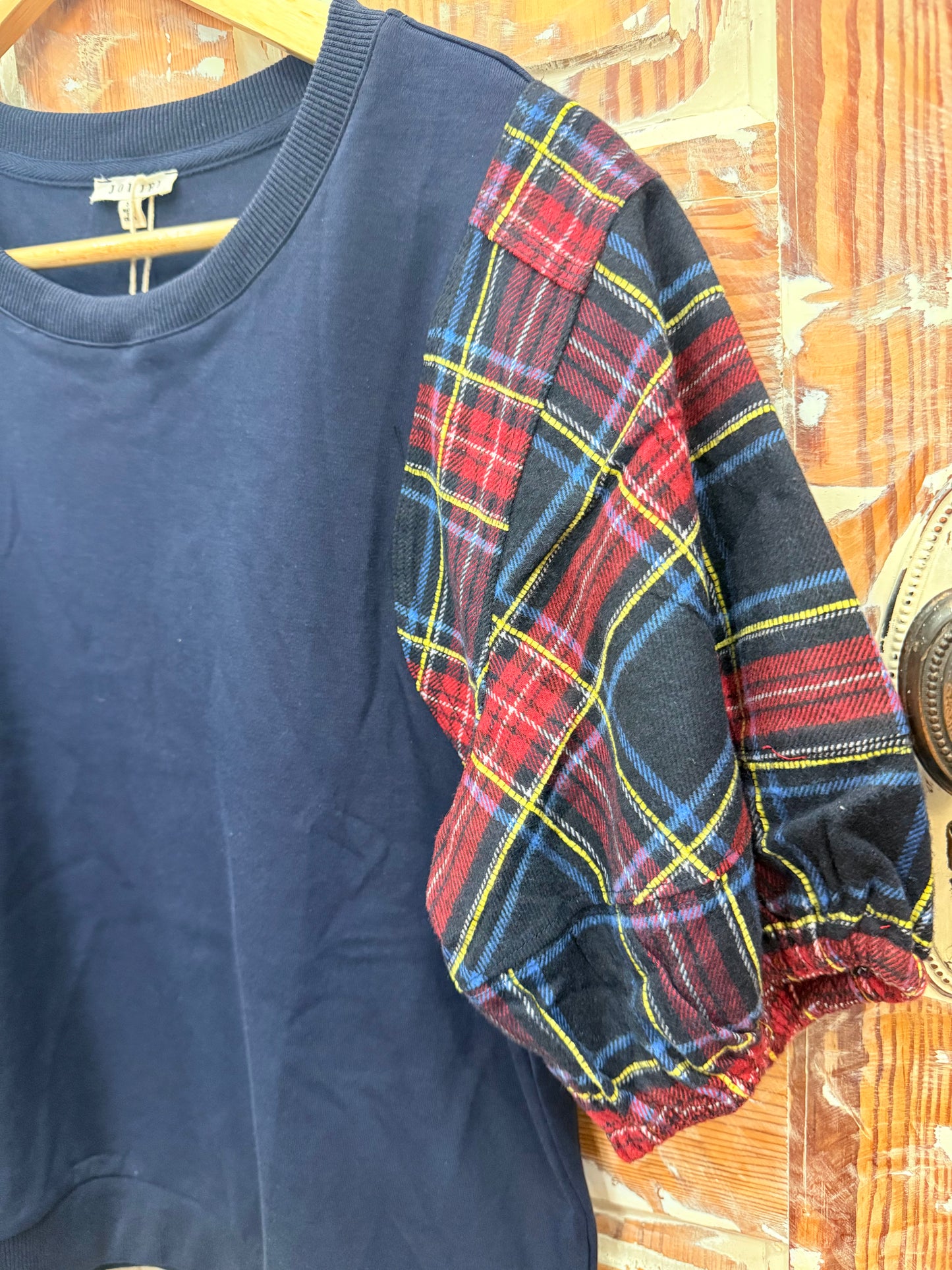 JODIFL Plaid Puffer Sleeve Top